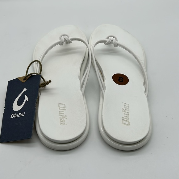 Olukai Aka White Sandals Size 8 NWT - Picture 4 of 7